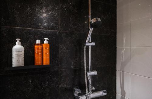 Rovaniemi Villa | Villa Nightsky -private location, sauna and jacuzzi