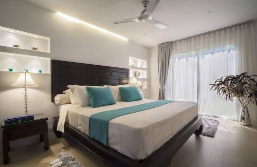 Wichit Villa | Villa Nirvana - Beachfront Tropical Chic 4BR Haven in Cape Panwa, Phuket