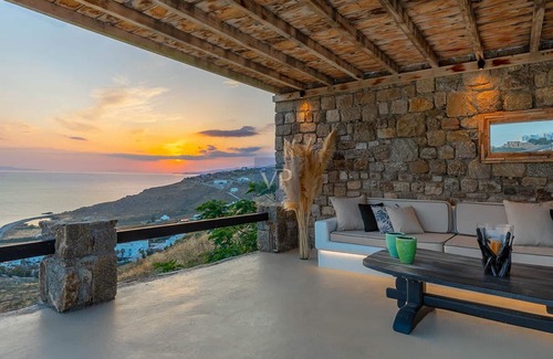 Houlakia Villa | Villa Nirvana- Calm, Relaxing and no Wind!