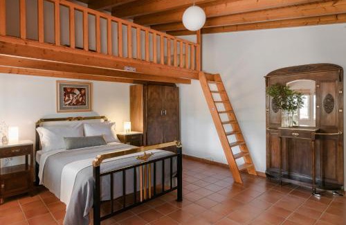 Antipata House | Villa Noi - Zoi The Studio