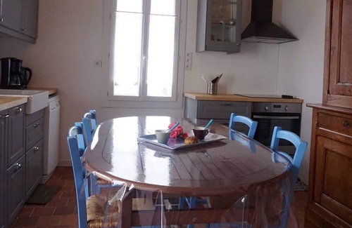 Noirmoutier-en-l'Ile House | Villa Noirmoutier-en-l'Île, 2 bedrooms, 4 persons