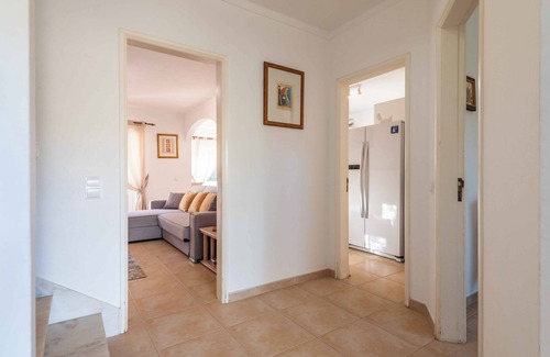 Portimao Villa | Villa Oásis, Piscina Privada, Ténis, Jacuzzi e Piscina Aquecida do Condomínio!