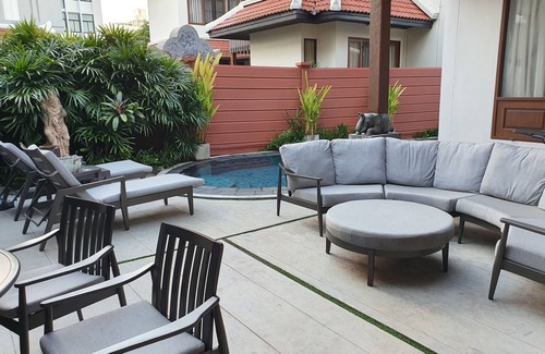 Khlong Tan Nuea Villa | Villa OG ELEVEN Luxury Poolside Villa, Thong Lo