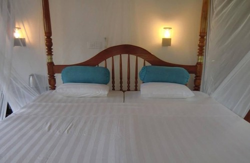 Nalagasdeniya Villa | Villa Oasis, Hikkaduwa, Srilanka