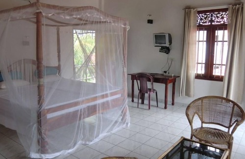 Nalagasdeniya Villa | Villa Oasis, Hikkaduwa, Srilanka