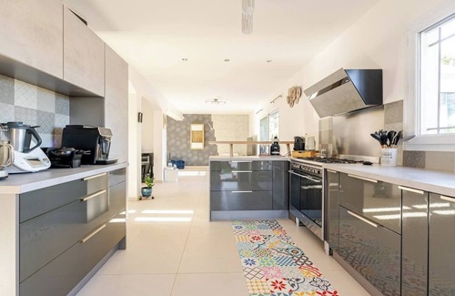 Le Luc Villa | Villa of the 14 Olive Trees⭐️⭐️⭐️⭐️