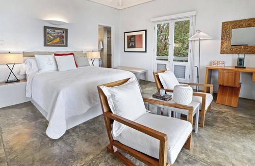 Playa Sardinas I Bed & Breakfast | Villa offers a private balcony with picturesque views of stunning seascape areas