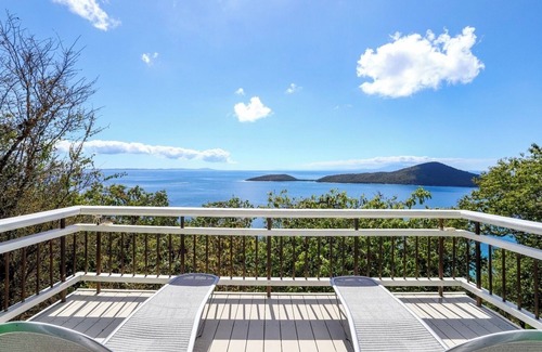 Playa Sardinas I Bed & Breakfast | Villa offers a private balcony with picturesque views of stunning seascape areas