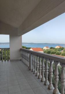 Nevidane Apartment | Villa Olive Island