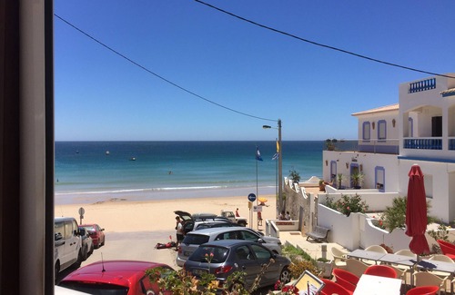 Budens House | VILLA on a golf course close to the beach, swimming pool 50 metres away, WIFI fibre.