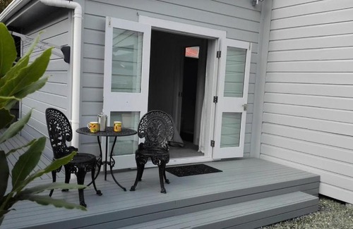 Nelson House | Villa on Milton