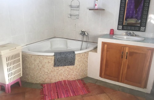 Paea House | VILLA ON PAEA NOT FAR FROM THE SEA - ROOM METUA