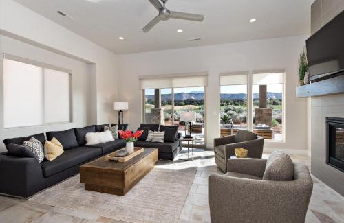 St. George Villa | Villa On The 18th