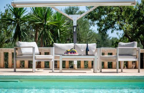 Ostuni Villa | VILLA OSTUNI ONE mit Pool, Gästehaus & Glamping