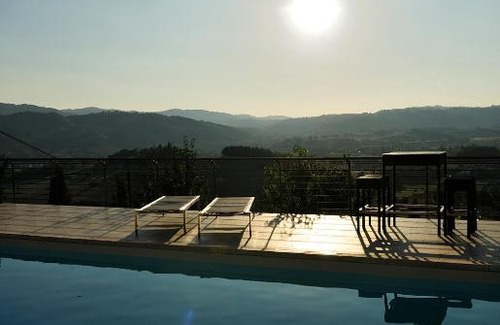 Nocera Umbra House | Villa ouverte sur le monde