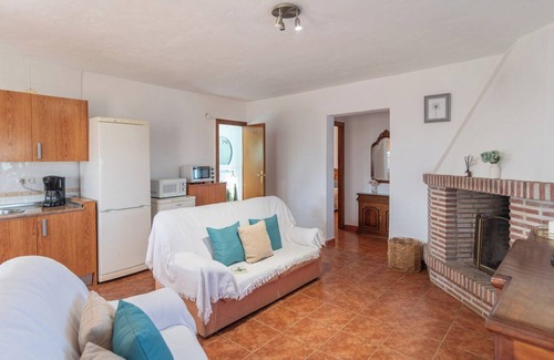 Iznate Villa | Villa Pajaritos Iznate by Ruralidays