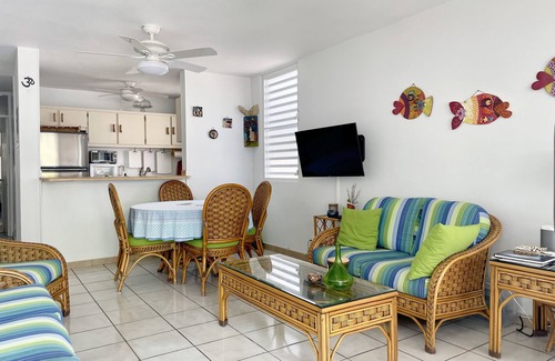 Vilomar Apartment | Villa Palmar 3 bedrooms in beautiful Playa Azul just a jump away to the beach!