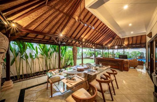 Laksmana Villa | Villa Panda Seminyak next to KU DE TA Beach Club