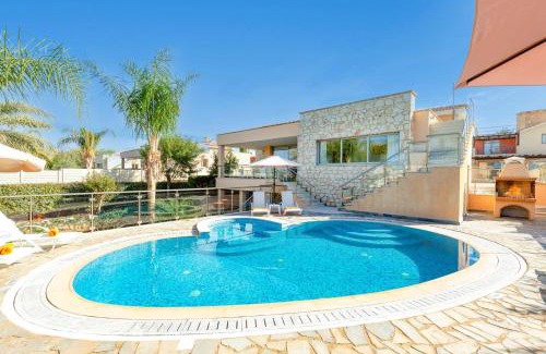 Polis Villa | Villa Pandora Limni by Villa Plus