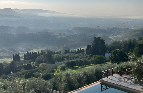 Buggiano Villa | Villa 'Panorama' with Shared Pool, Shared Terrace and Air Conditioning