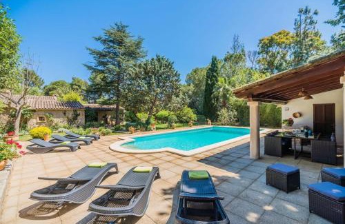 El Vila Villa | Villa Papalaia