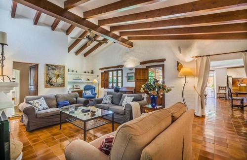 El Vila Villa | Villa Papalaia