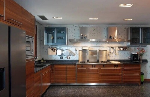 Ospedaletti Villa | Villa Paradise-Sleeps 20-Pool-Sea Views-pets