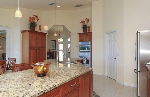 South Gulf Cove House | Villa Paradise Water Front Gulf Access with boar liftnSouth Gulf Cove-Englewood