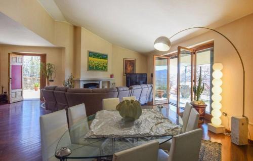 Bivio Lugnano Villa | Villa Paradiso by PosarelliVillas