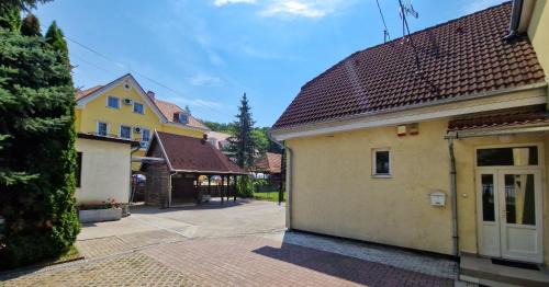 Szilvasvarad Apartment | Villa Park Apartmanház