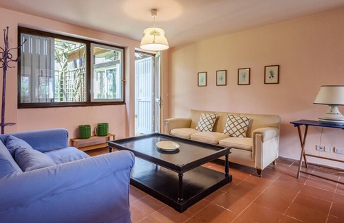 Ronchi Villa | Villa Passigli-Amazing villa with pool and a/c in Marina di Massa, near the sea