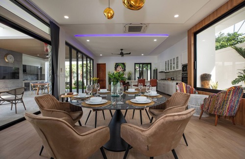 Rawai Villa | Villa Pattana Moon - 4 bedroom villa in peaceful Tambon Rawai, Phuket