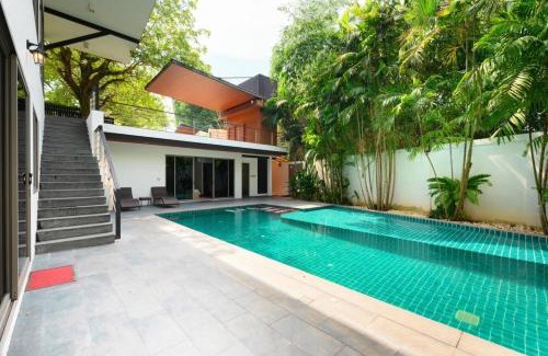 Ban Saiyuan Villa | Villa Pattara Rawai