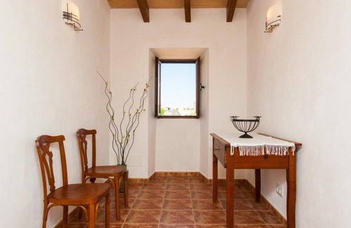 Es Llombards Cottage | Villa Paula. Renovated and Traditional Majorca House
