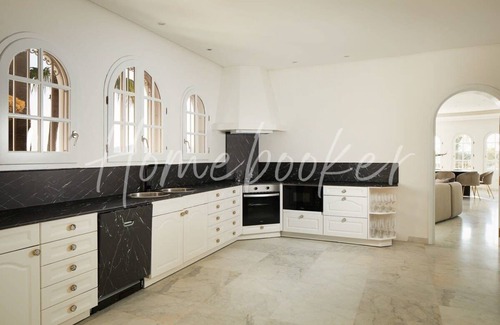 Can Besso Villa | Villa Pelicano Summar