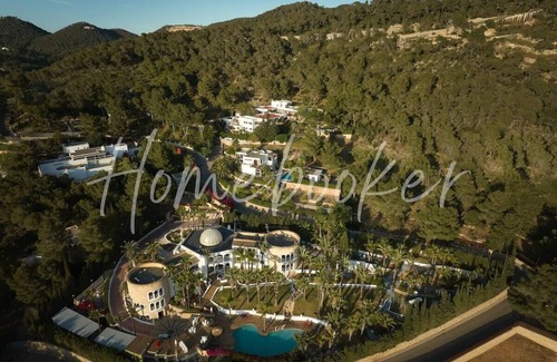 Can Besso Villa | Villa Pelicano Summar