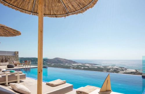 Falassarna Villa | Villa Peonia: Breathtaking View!