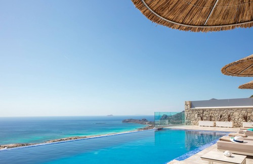 Falassarna Villa | Villa Peonia: Breathtaking View!