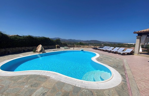 Tanaunella Villa | VILLA PEONIA - SEA VIEW with PRIVATE POOL and GARDEN - PARKING PLACES