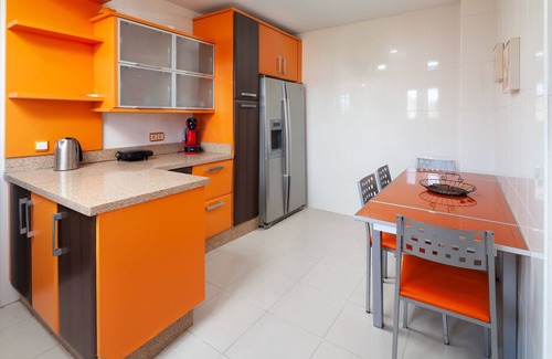 Velez-Malaga Villa | Villa 'Pepa' with Sea View, Pool & Wi-Fi