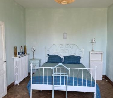 Condom Bed & Breakfast | VILLA PIERRE