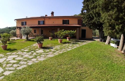 Monsummano Terme Villa | Villa Pilar in Toscana con piscina ultrapanoramica