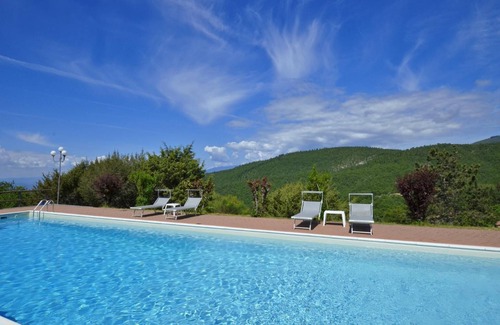 Anghiari Villa | Villa Piombona - Four Bedroom Villa, Sleeps 8