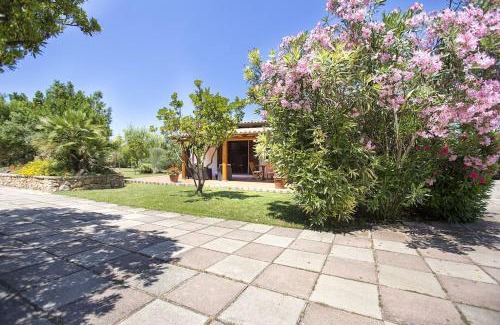 Santa Maria La Palma Villa | Villa Porticciolo vicino spiaggia per 6 persone con Aria Condizionata WiF