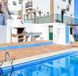 Iznate House | Villa Portillo