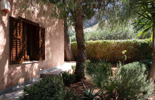 Castelluzzo Villa | Villa Premiere immersa nel verde a Castelluzzo