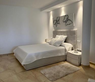 Muro Villa | Villa President Cosmos