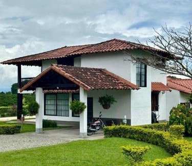 Armenia House | Villa privada Eje Cafetero