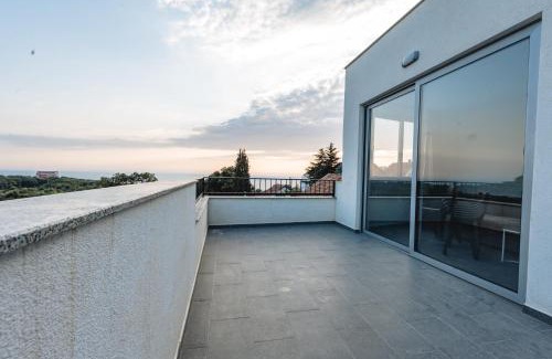 Utjeha Villa | VILLA PRIVATE LUX pool