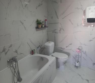 Lunel House | Villa provençale 10 mn des plages